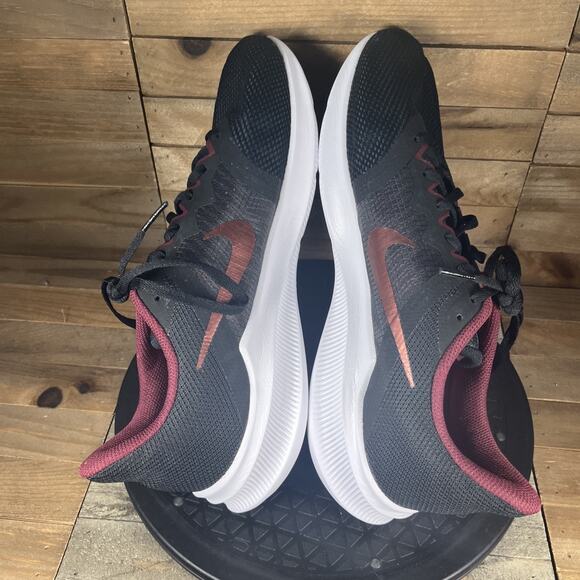 Nike Womens Size 12 WIDE Downshifter 11 Running Black Lace Up Athletic Shoes - Picture 8 of 10